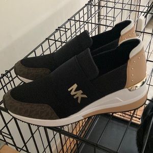 NWT Michael Kors Felix Trainers